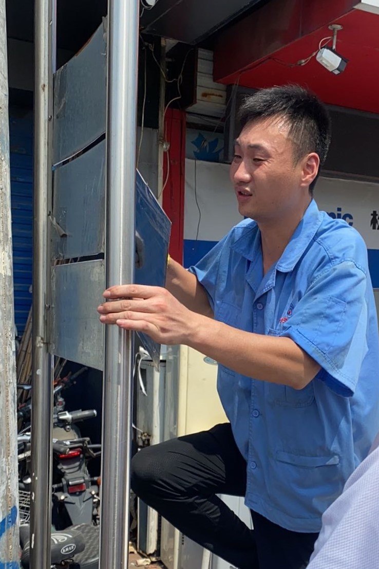 高溫中施工.jpg 高溫中施工.jpg