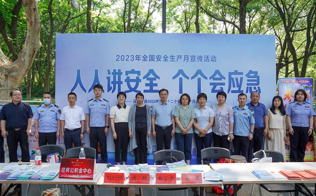 DSC03837-1.jpg DSC03837-1.jpg